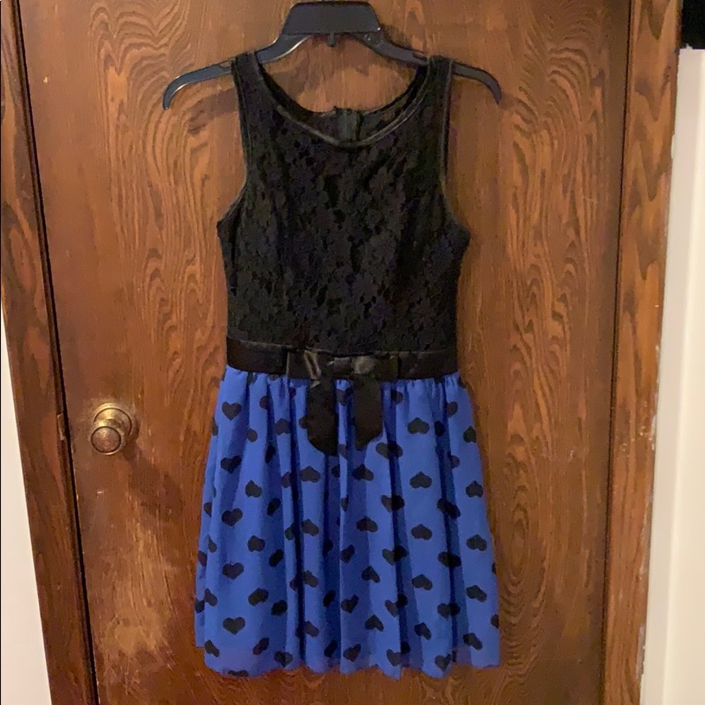 Girls dress